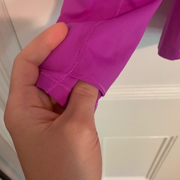 Athleta workout top - Picture 2 of 4